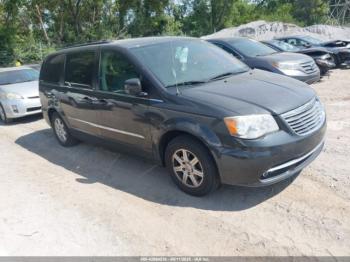  Salvage Chrysler Town & Country