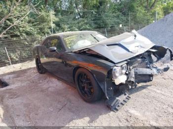  Salvage Dodge Challenger