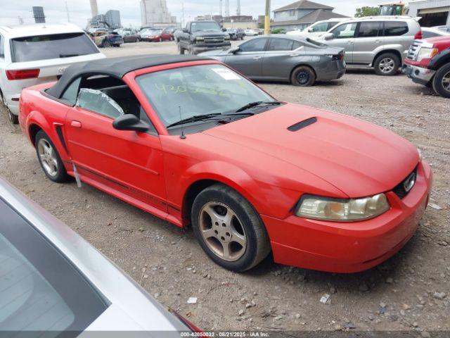  Salvage Ford Mustang
