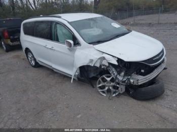  Salvage Chrysler Pacifica