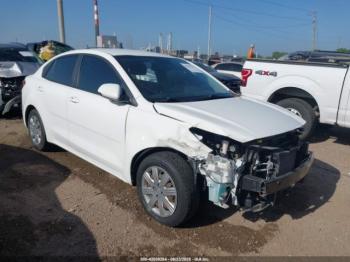  Salvage Kia Rio