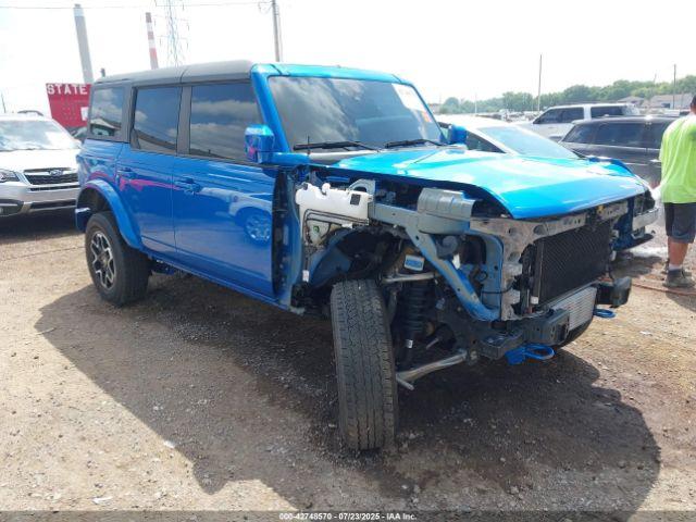  Salvage Ford Bronco