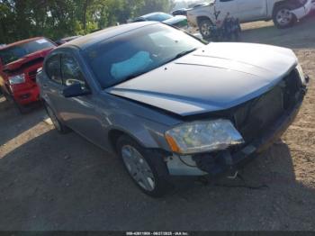  Salvage Dodge Avenger