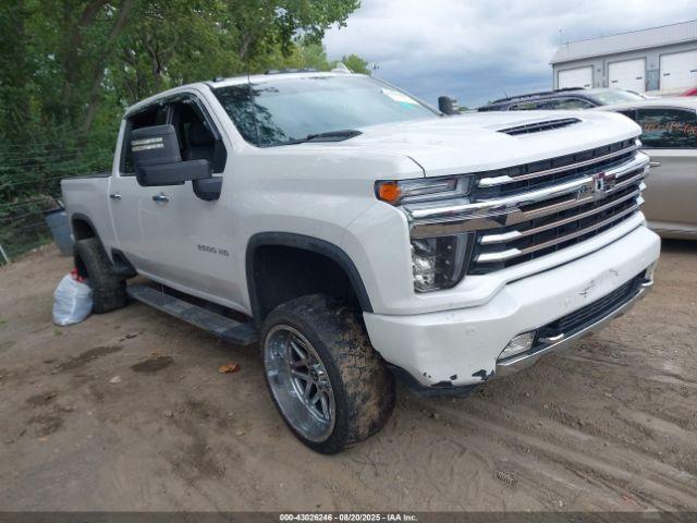  Salvage Chevrolet Silverado 2500