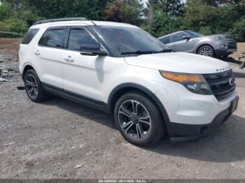  Salvage Ford Explorer