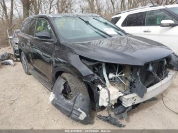  Salvage Toyota Highlander