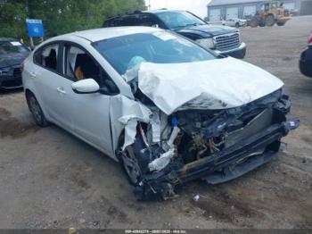  Salvage Kia Forte