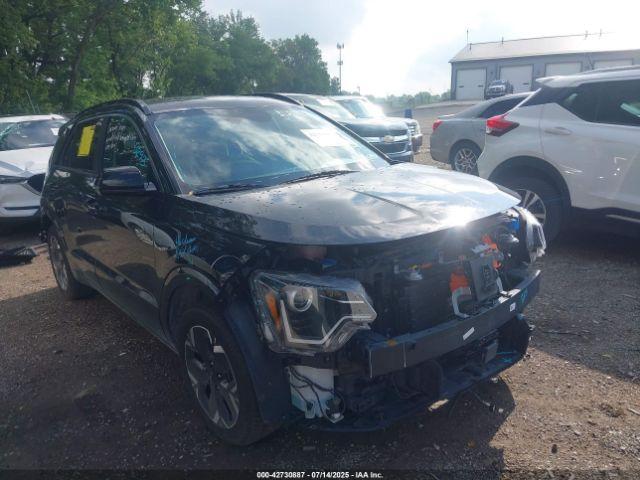  Salvage Kia Niro