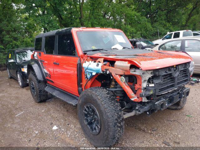  Salvage Ford Bronco