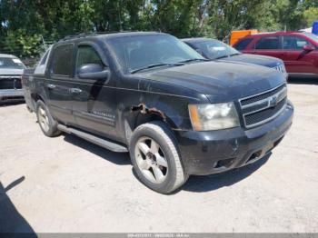  Salvage Chevrolet Avalanche 1500