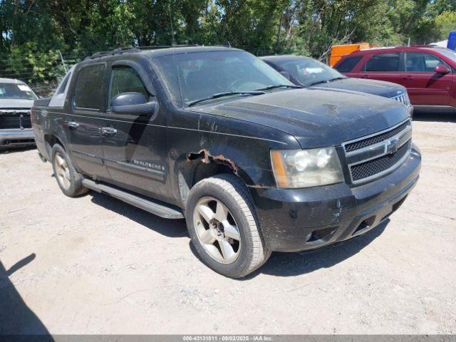  Salvage Chevrolet Avalanche 1500
