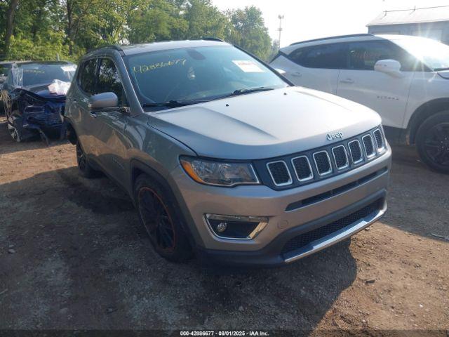  Salvage Jeep Compass