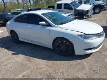  Salvage Chrysler 200