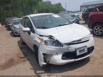  Salvage Ford Fiesta