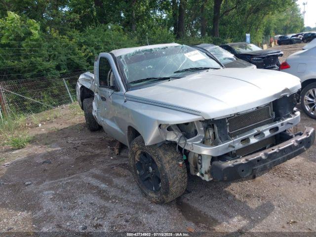  Salvage Dodge Dakota