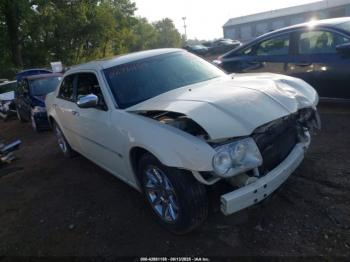  Salvage Chrysler 300c