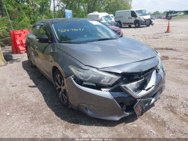  Salvage Nissan Maxima