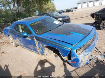  Salvage Dodge Challenger