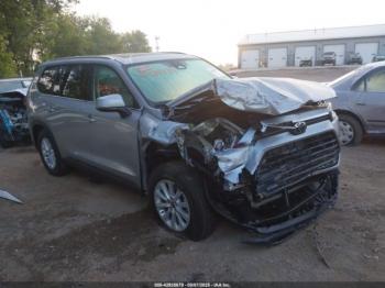  Salvage Toyota Grand Highlander
