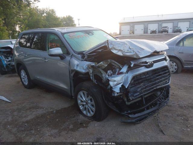  Salvage Toyota Grand Highlander