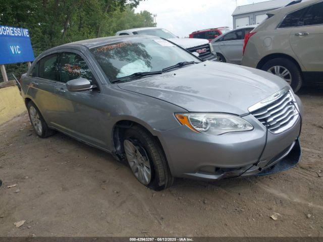  Salvage Chrysler 200