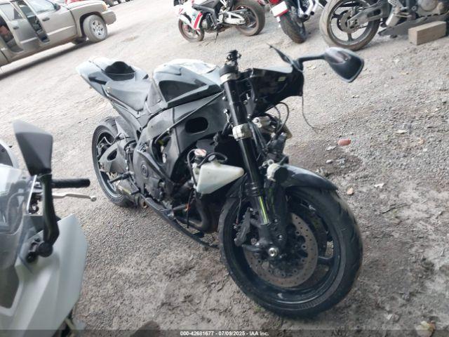  Salvage Suzuki Gsx-r750