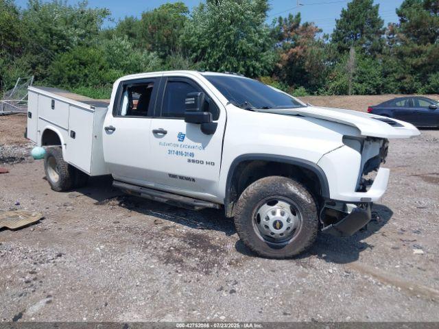  Salvage Chevrolet Silverado 3500