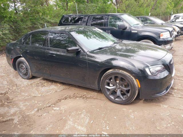  Salvage Chrysler 300