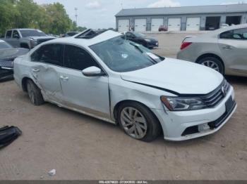  Salvage Volkswagen Passat