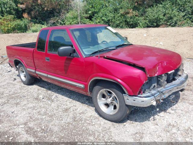  Salvage Chevrolet S-10