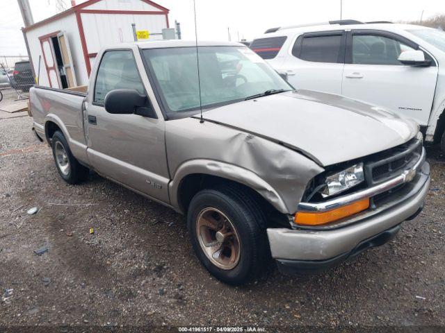  Salvage Chevrolet S-10