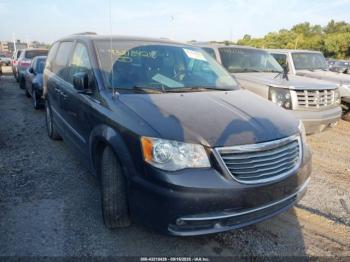  Salvage Chrysler Town & Country