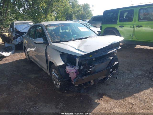  Salvage Kia Rio