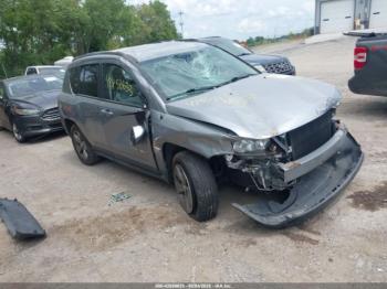  Salvage Jeep Compass