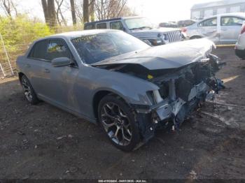  Salvage Chrysler 300
