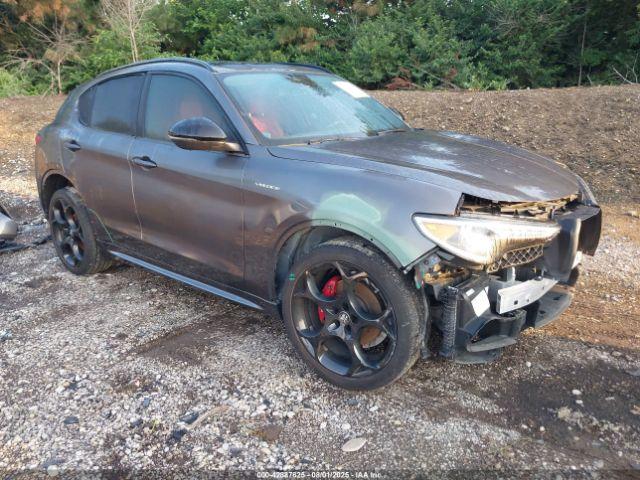  Salvage Alfa Romeo Stelvio