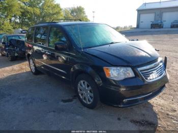  Salvage Chrysler Town & Country