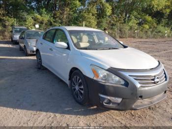  Salvage Nissan Altima
