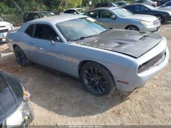  Salvage Dodge Challenger