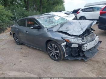  Salvage Nissan Maxima