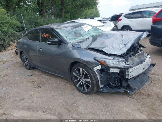  Salvage Nissan Maxima