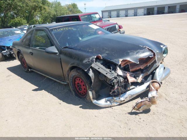  Salvage Ford Thunderbird
