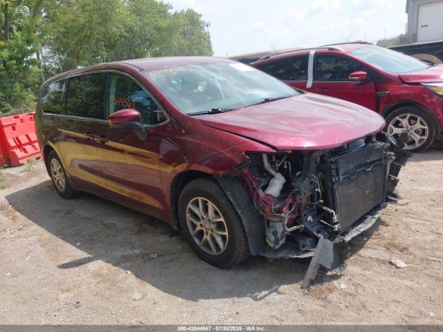  Salvage Chrysler Pacifica