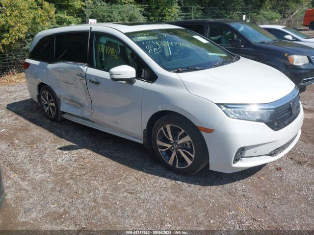  Salvage Honda Odyssey