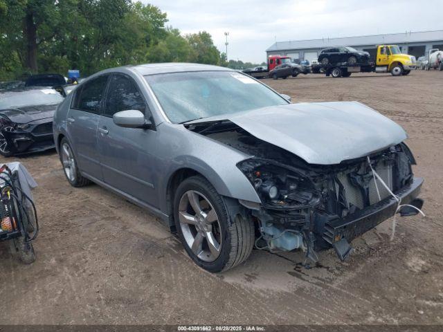  Salvage Nissan Maxima