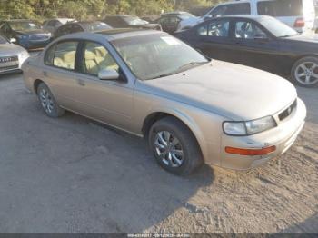  Salvage Nissan Maxima