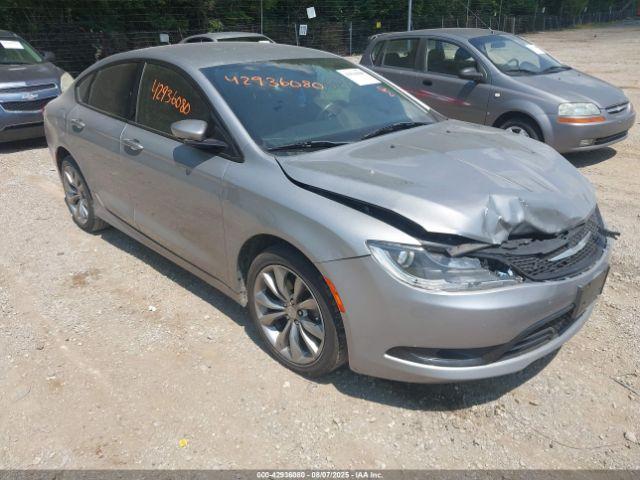  Salvage Chrysler 200