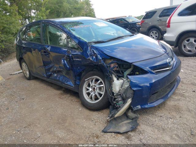  Salvage Toyota Prius v