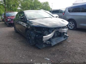  Salvage Chrysler 200