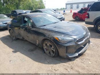  Salvage Kia Stinger
